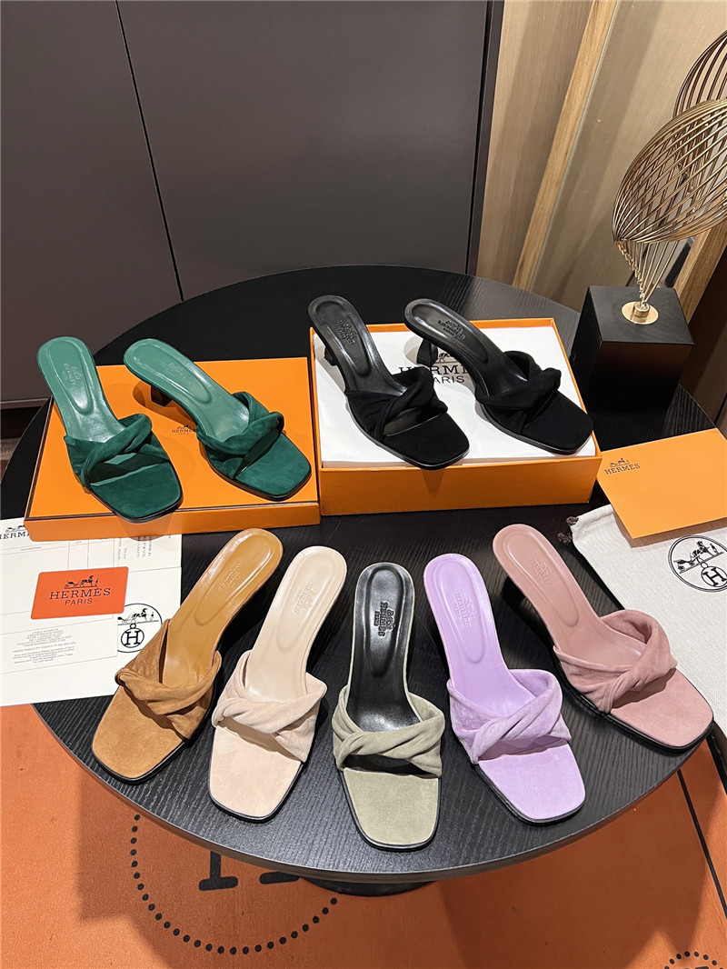 H**me5 black suede giny 55 sandals