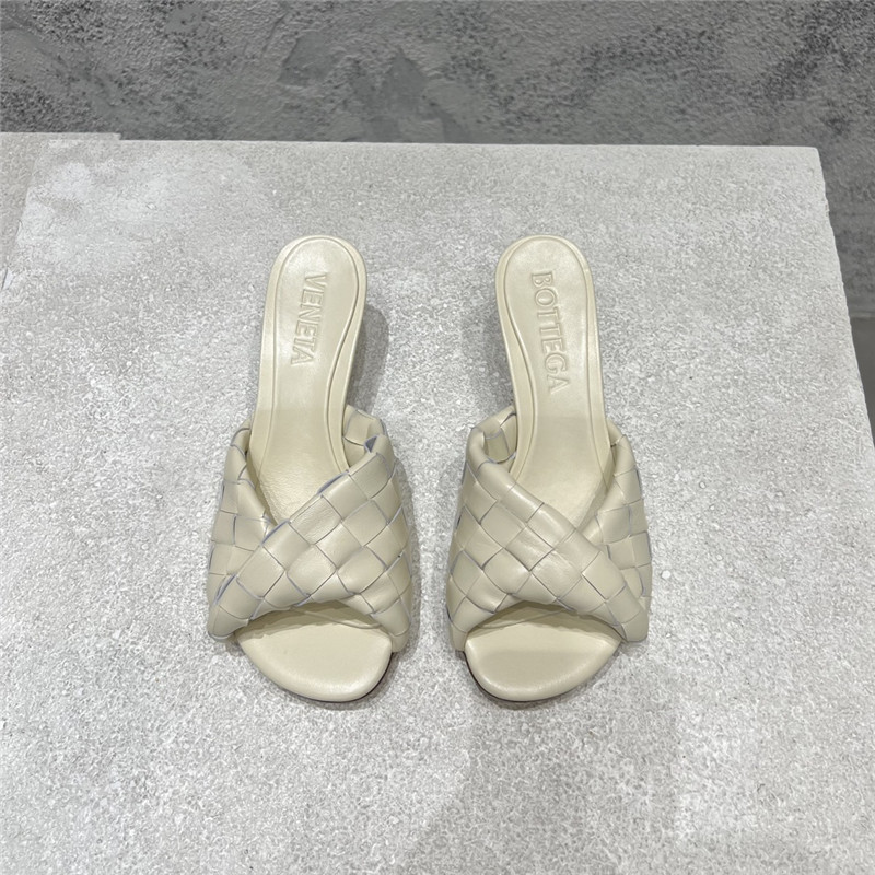 b0tt*ga Ven*ta blink twisted intrecciato leather mules