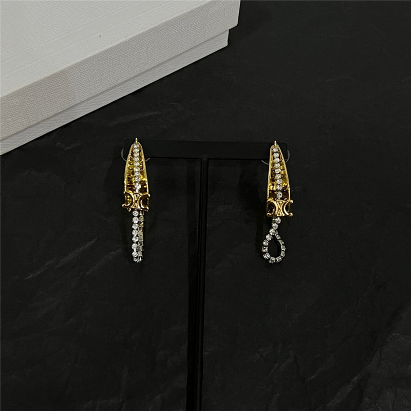 Ce1i*e new earrings