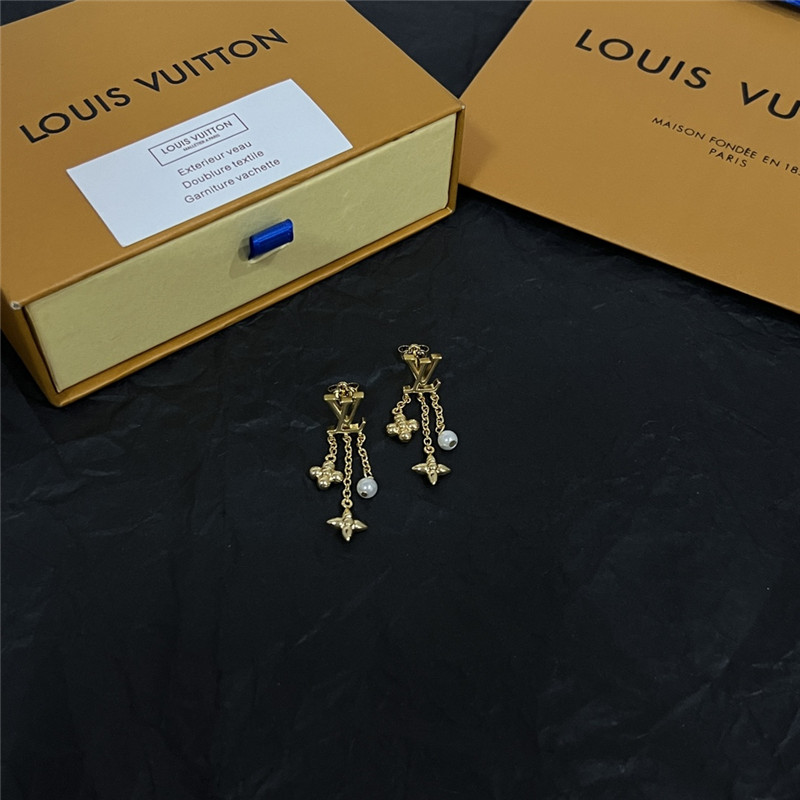 l0vis Vvtt0n lv new earrings