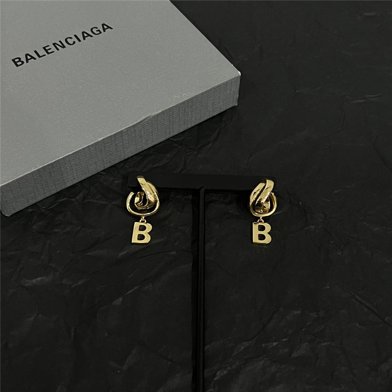 Ba1en*iaga new earrings