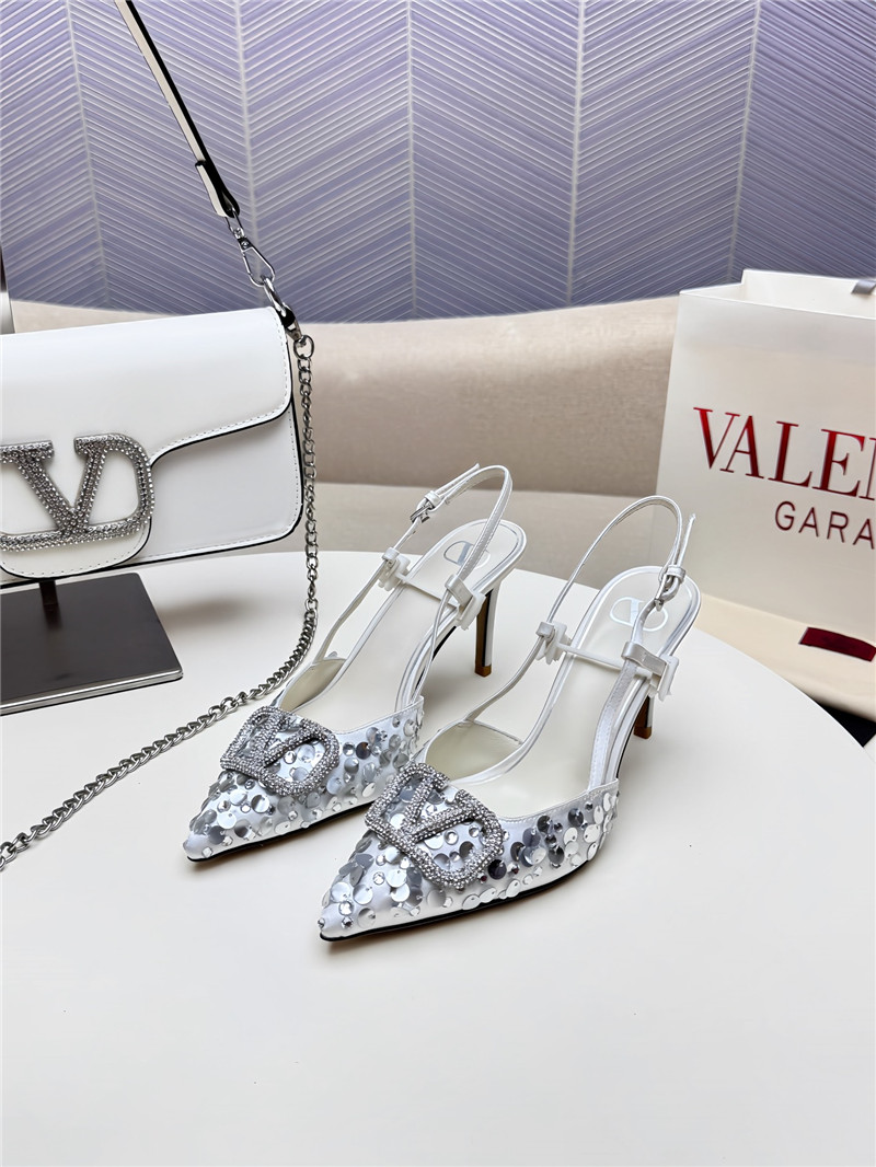 Va1e*ntin0 v logo buckle high heel sandals replica shoes