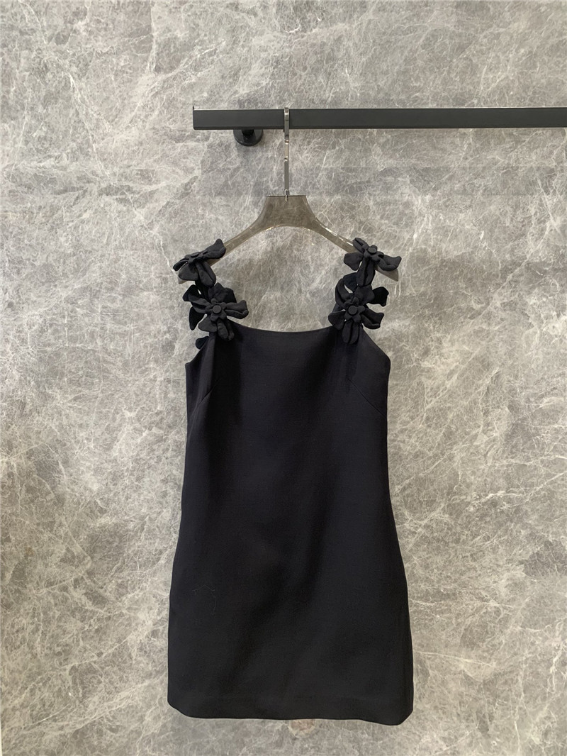 Va1e*ntin0 silk and wool suspender dress replicas clothes