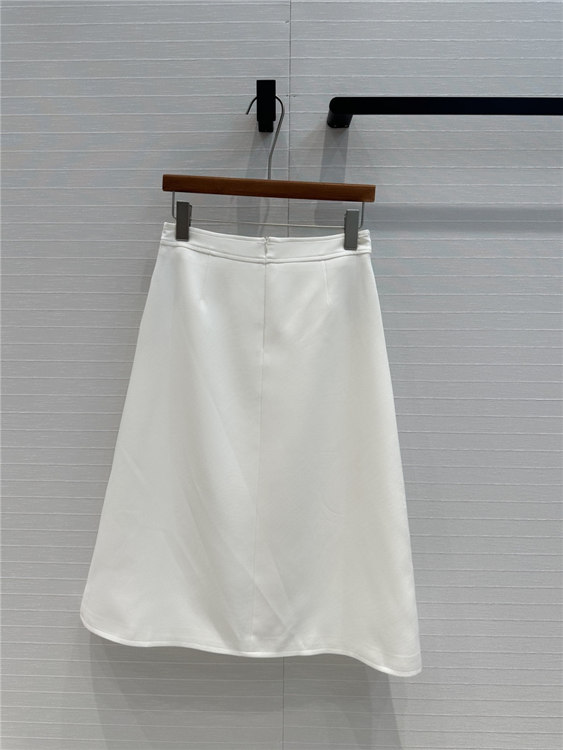 Va1e*ntin0 metal buckle midi skirt replica clothing sites