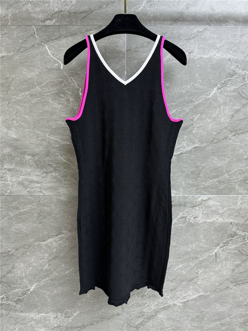 Ch**el v-neck colorblock vest dress cheap replica designer clothes