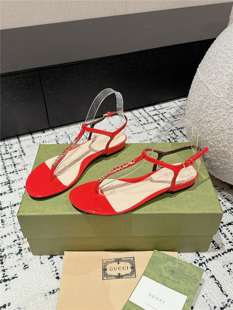Gvc*1 signoria thong sandal red patent leather