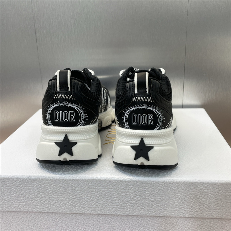 D10r chrono sneakers black and white