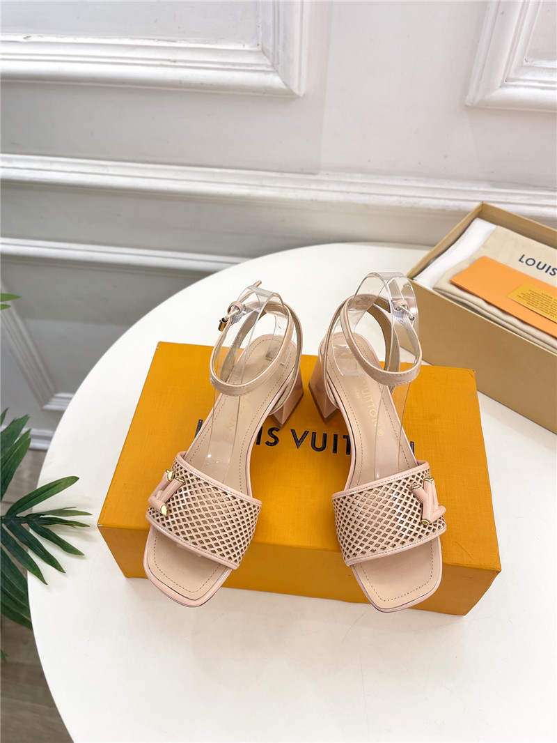l0vis Vvtt0n shake sandal in beige perforated calf leather