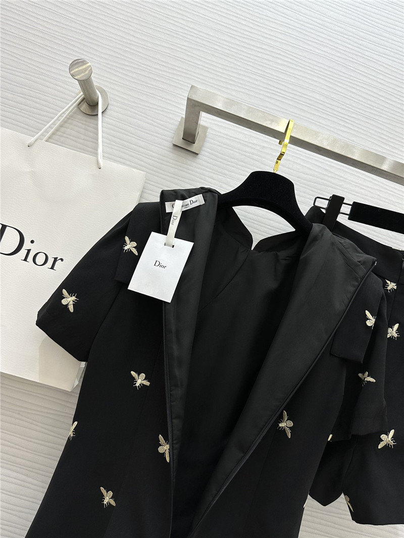 D10r bee embroidered suit replica clothing sites