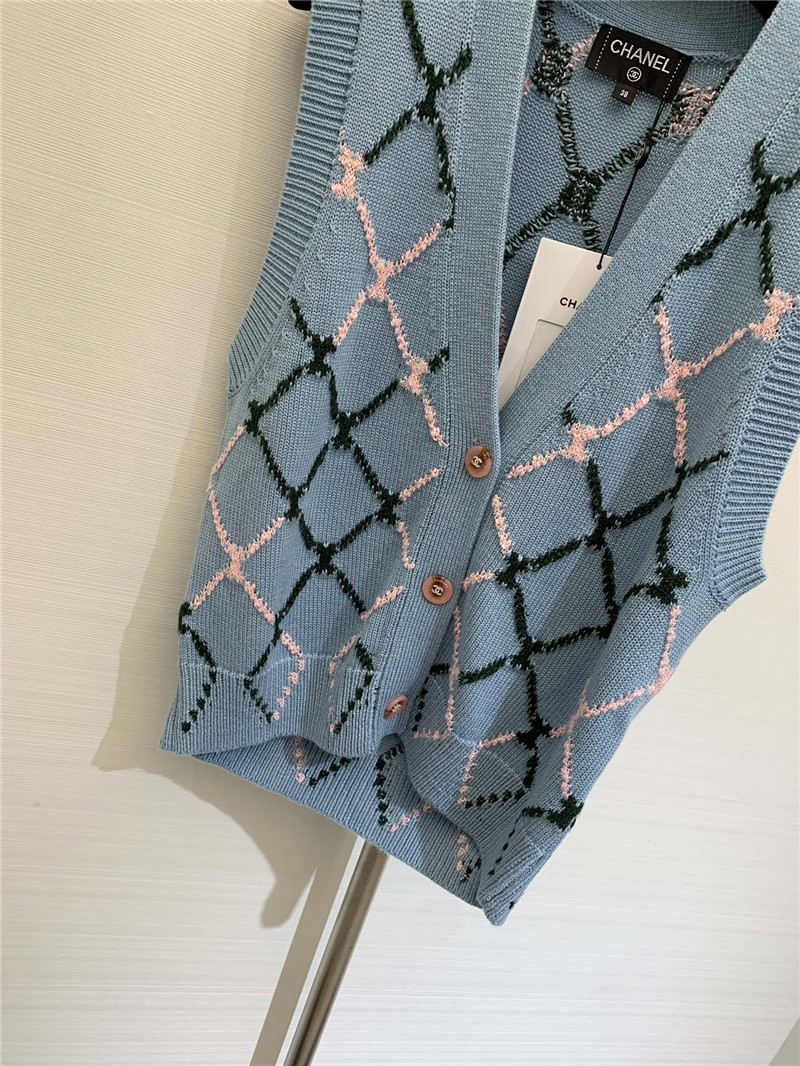 Ch**el knitted   collar vest replica d&g clothing