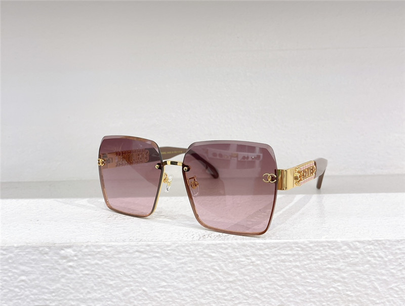 Ch**el noble and elegant sunglasses