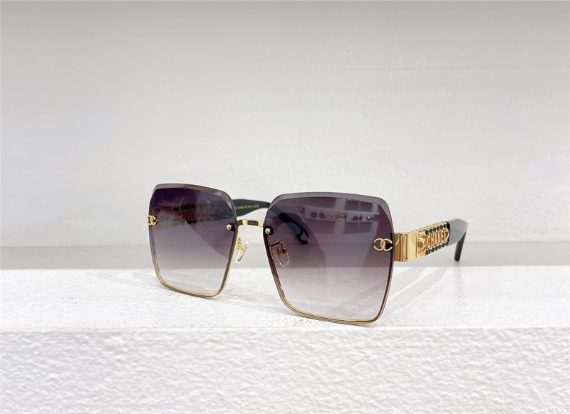 Ch**el noble and elegant sunglasses