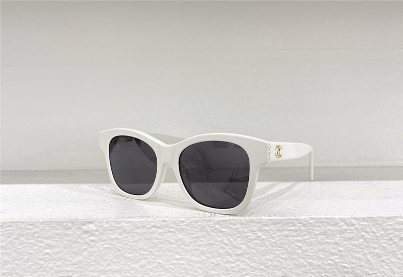 Ch**el pearl sunglasses