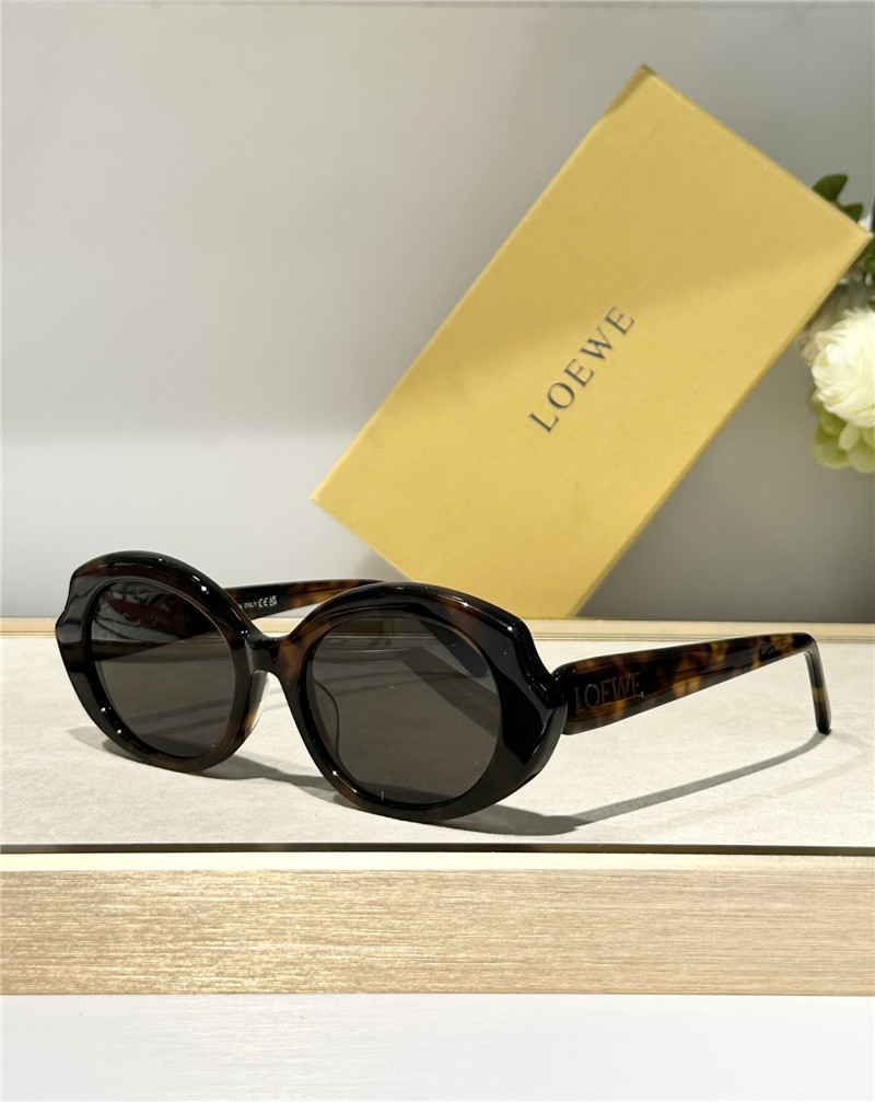 L0ew* round sunglasses