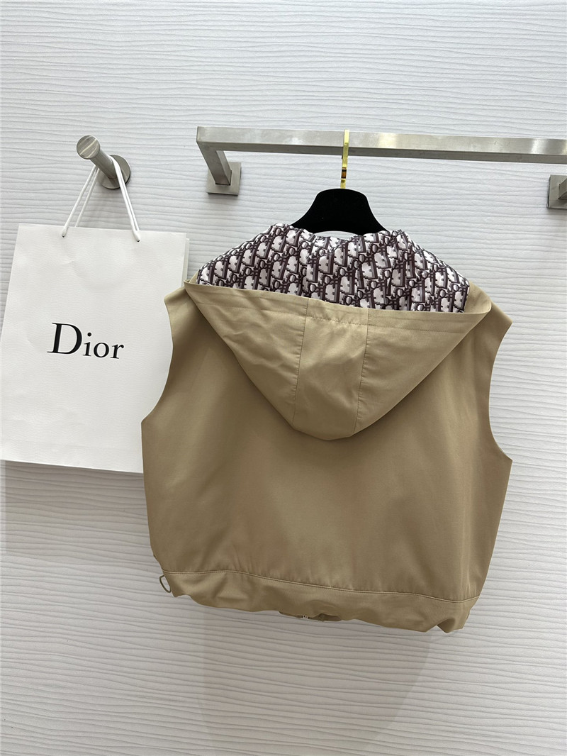 D10r hooded vest replica designer clothing websites