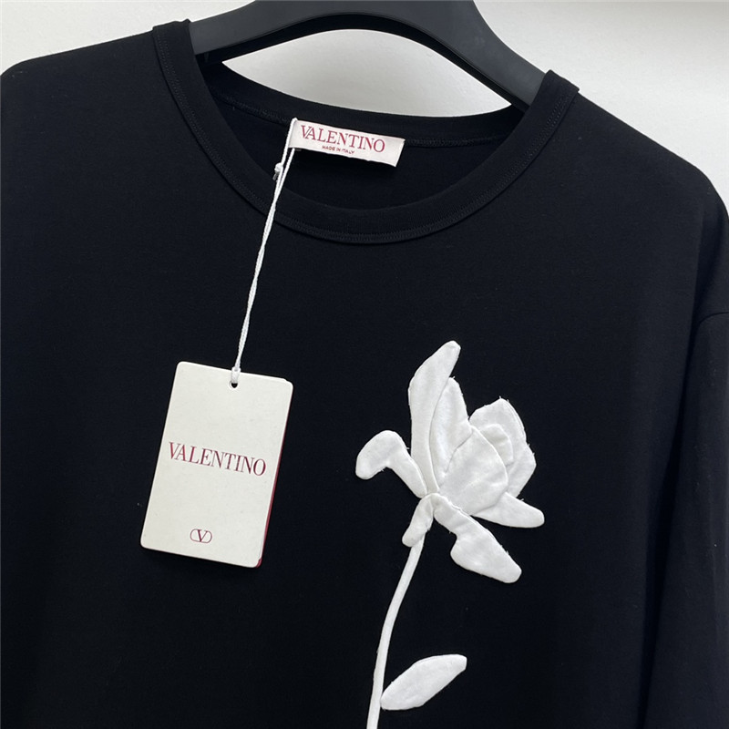 Va1e*ntin0 cotton t-shirt cheap replica designer clothes