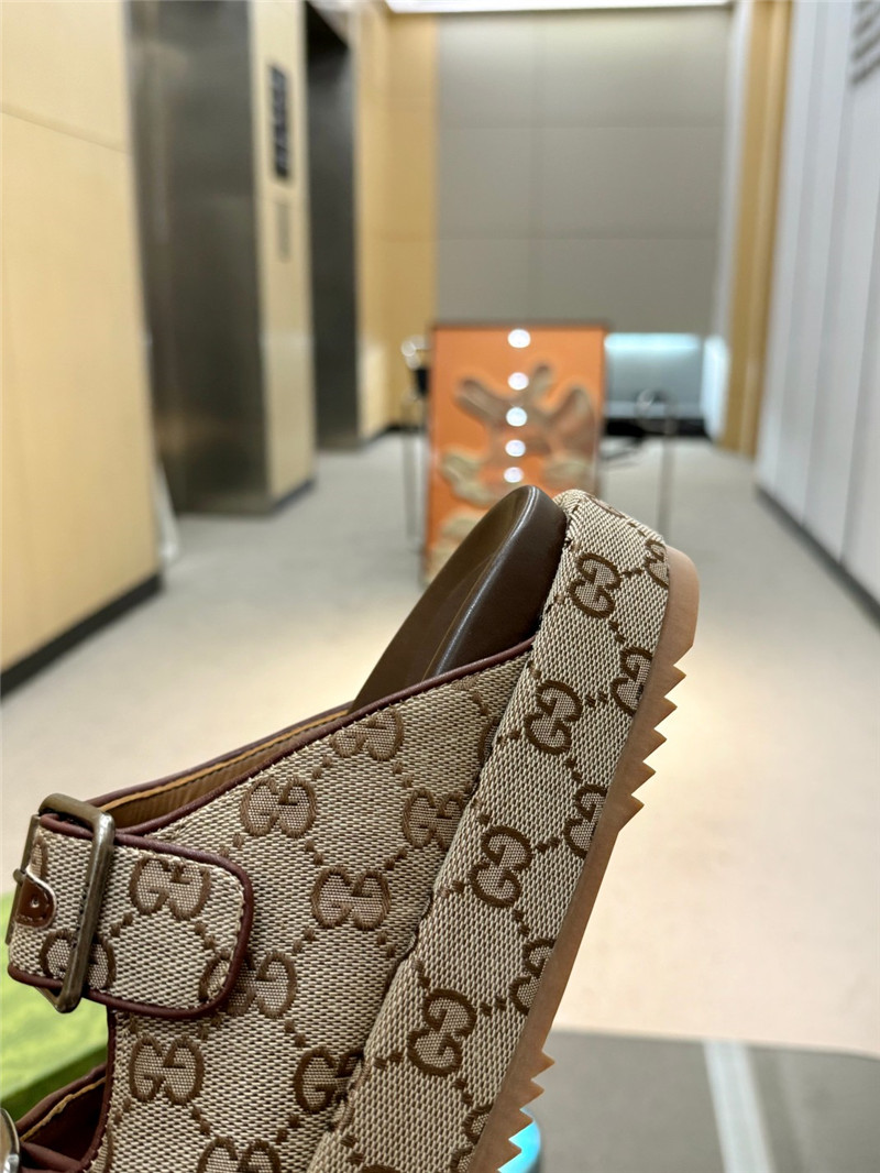 Gvc*1 platform strap sandals in brown oblique canvas