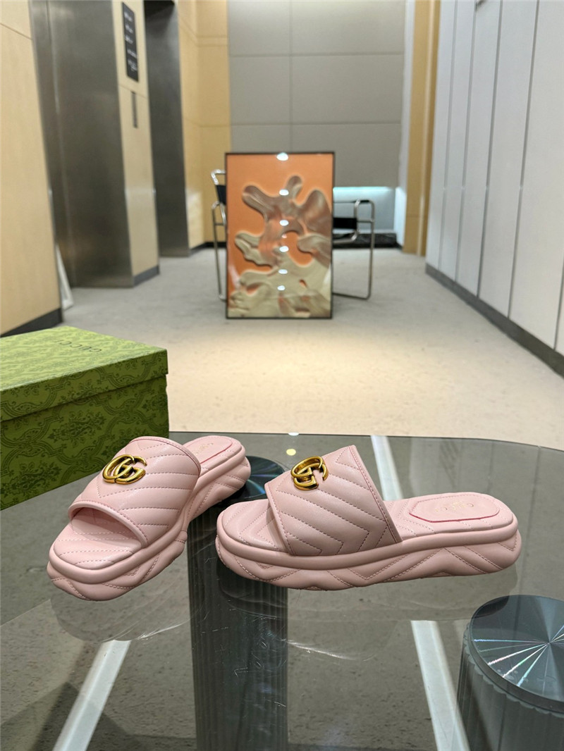 Gvc*1 gg marmont pink quilted leather slide sandals