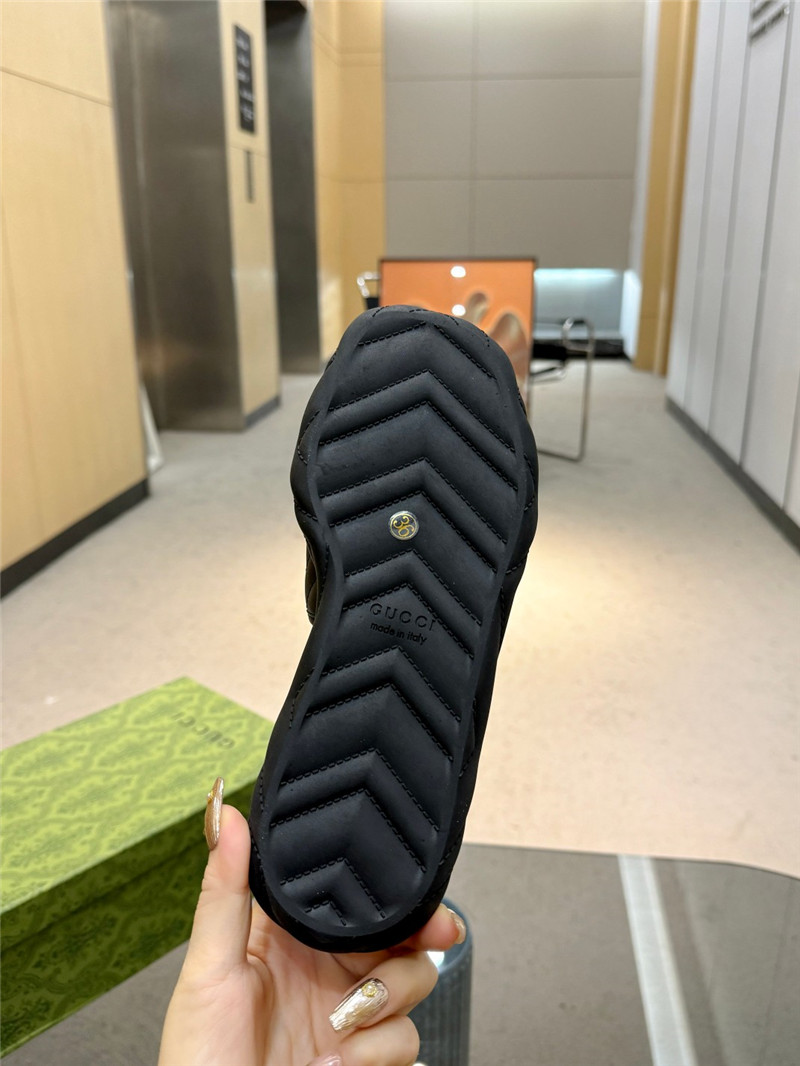 Gvc*1 gg marmont black quilted leather slide sandals