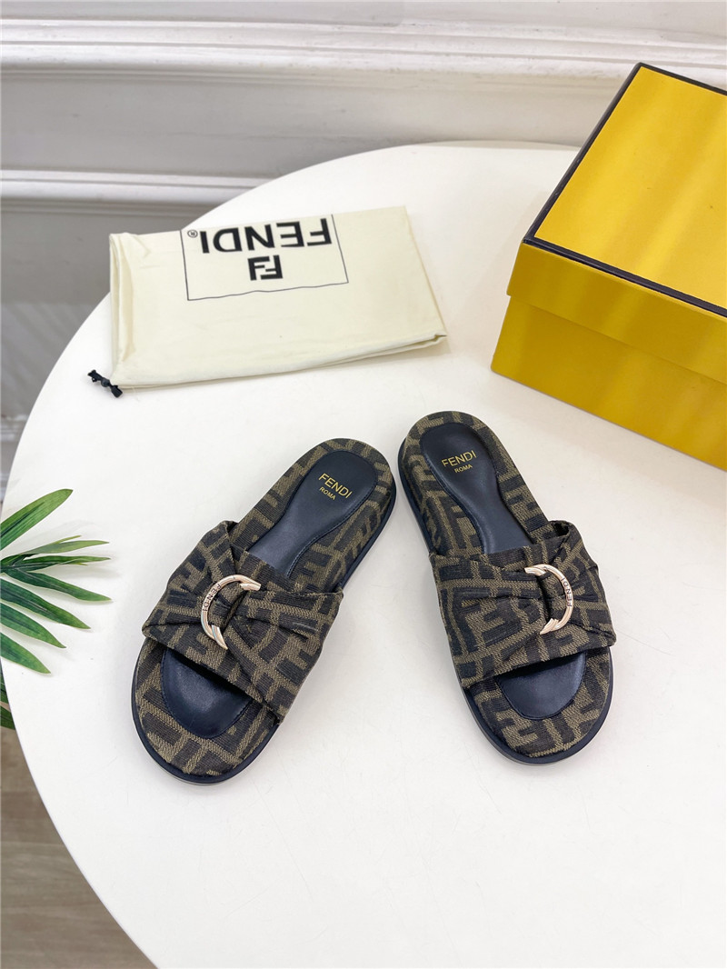 F**di feel brown and black ff jacquard slides