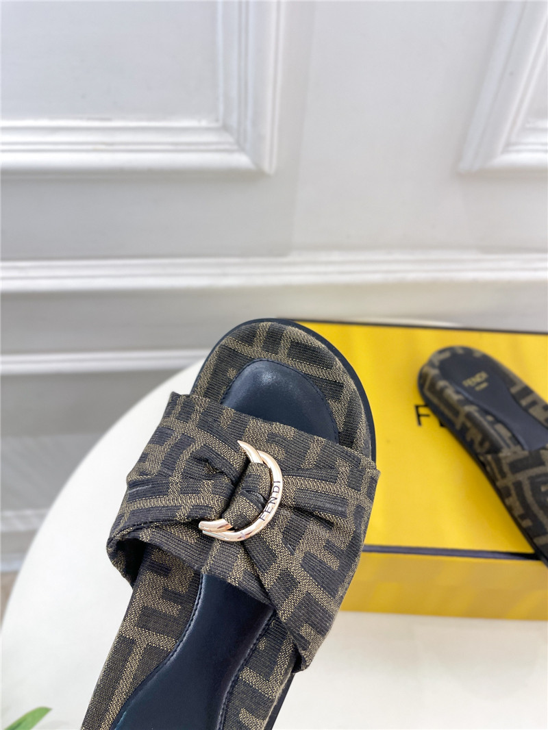 F**di feel brown and black ff jacquard slides