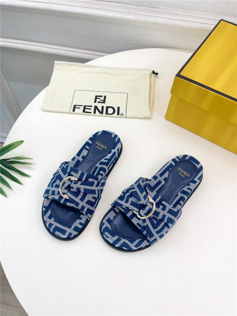 F**di feel blue ff jacquard slides