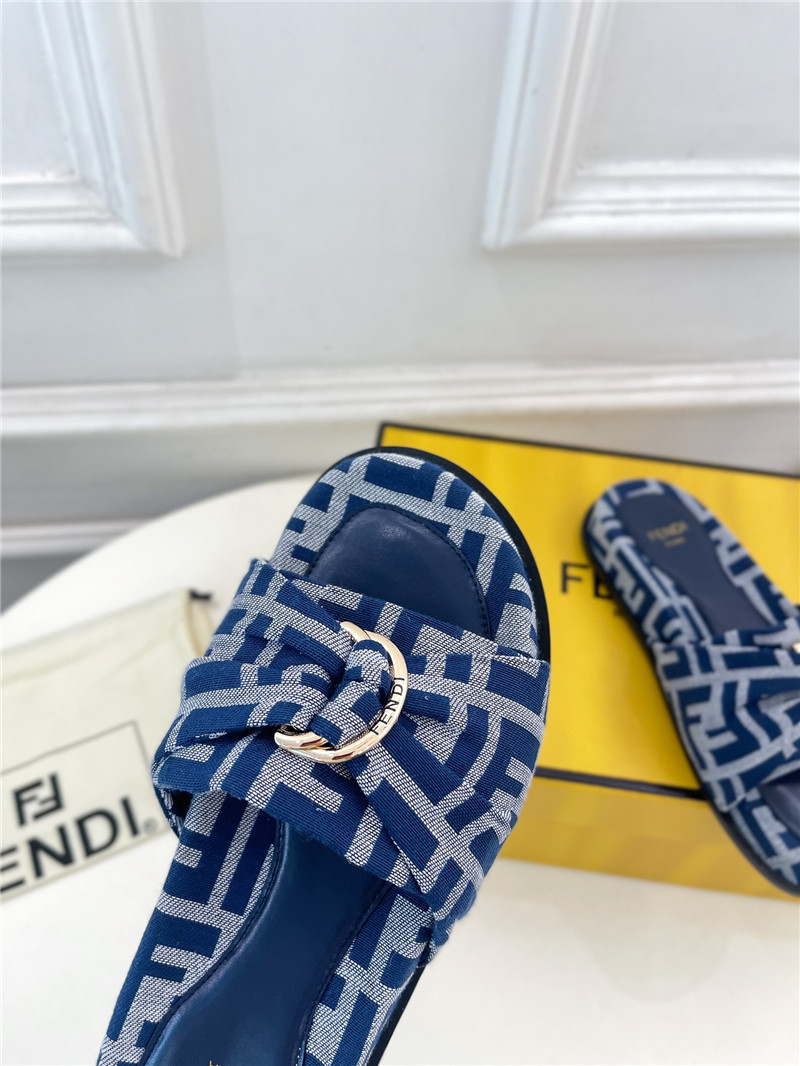 F**di feel blue ff jacquard slides