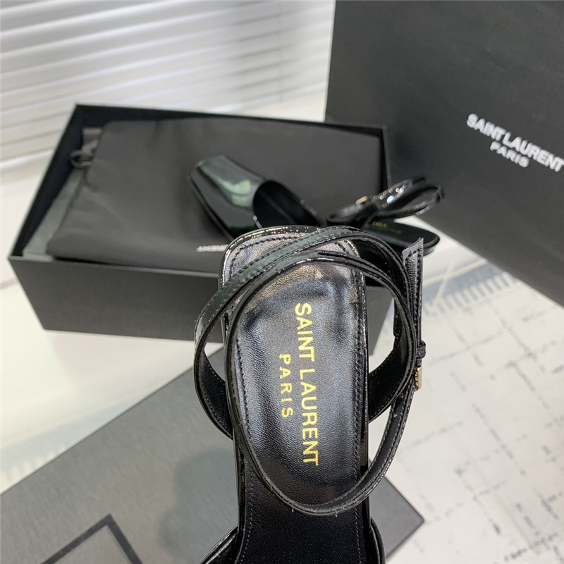 Sa1nt Lau*nt la scandale sandals in black patent leather