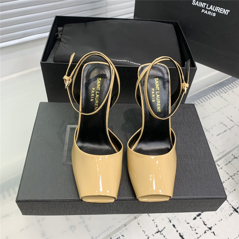 Sa1nt Lau*nt la scandale sandals in beige patent leather