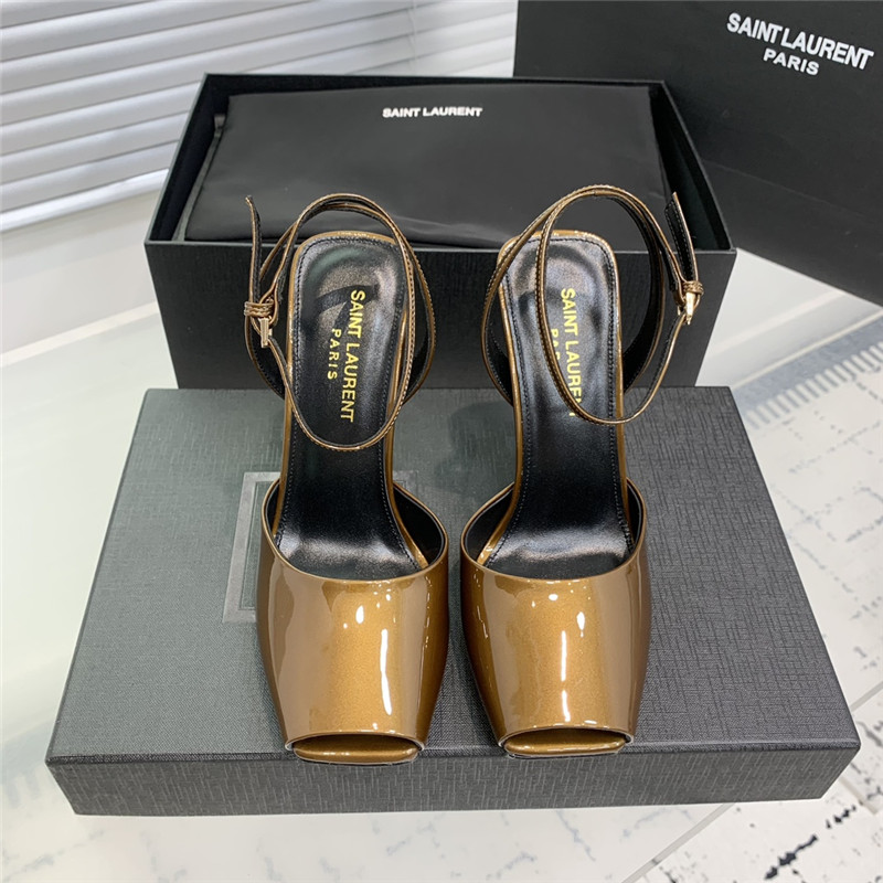 Sa1nt Lau*nt la scandale sandals in macadamia patent leather