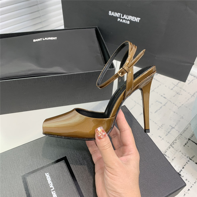 Sa1nt Lau*nt la scandale sandals in macadamia patent leather