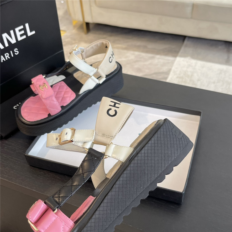 Ch**el quilted beach sandals black and pink leather