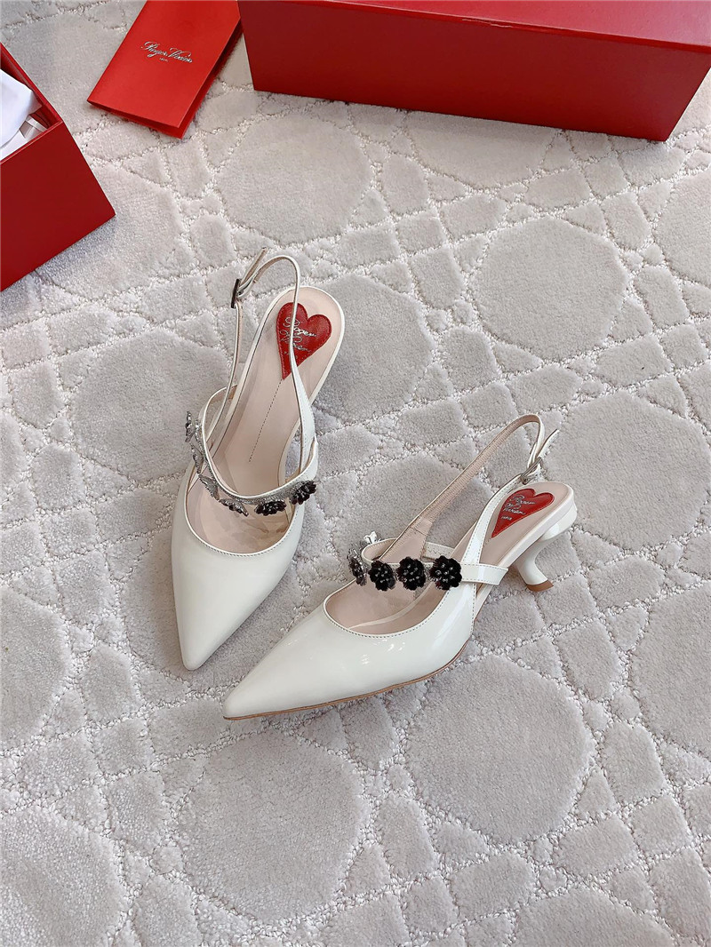 roger u1u1er virgule flower ivory patent slingback pumps