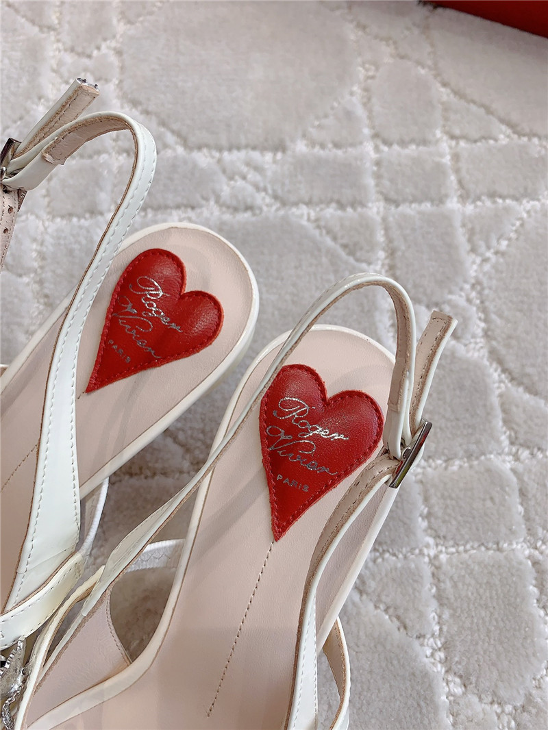 roger u1u1er virgule flower ivory patent slingback pumps