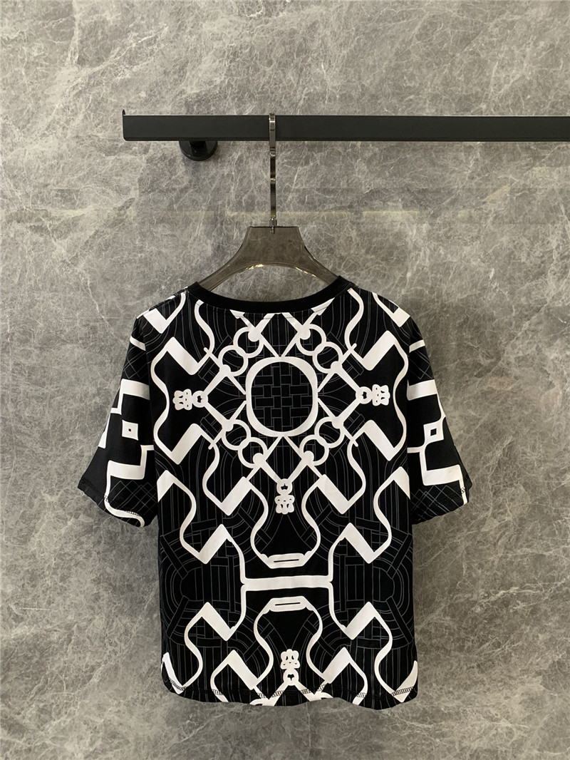 H**me5 geometric print v-neck short-sleeved t-shirt replicas clothes
