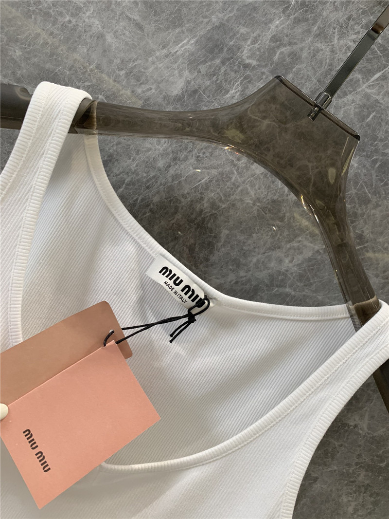 M1um1u letter hardware button hollow vest replicas clothes