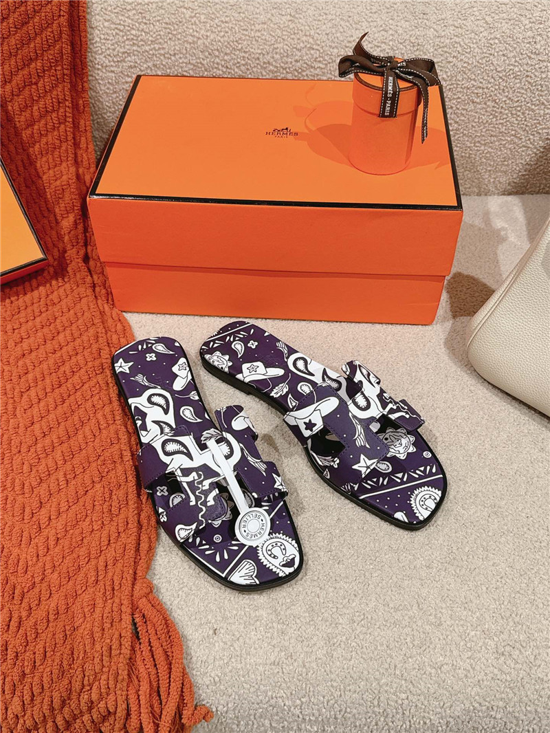 H**me5 oran sandal with black animaux bandana