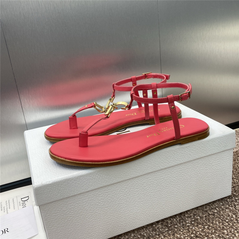 c’est D10r coral calfskin thong sandals