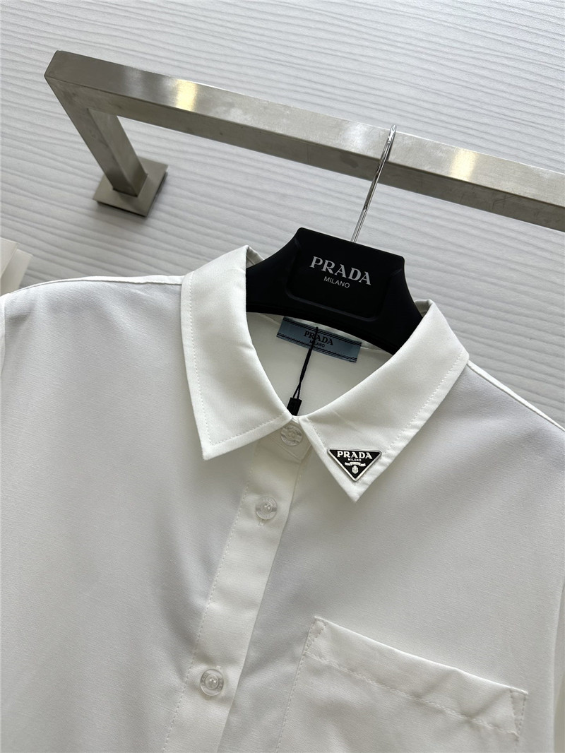 Pra*a triangle logo decoration shirt replica clothing sites