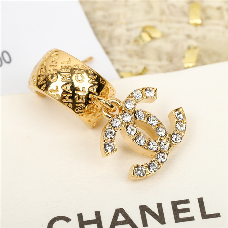 Ch**el letter earrings
