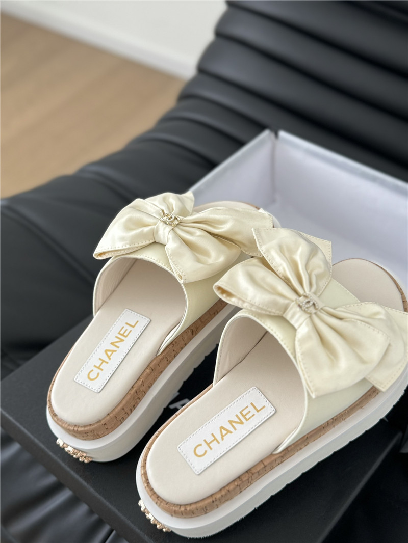 Ch**el silk bow leather platform sandals with crystal Ch**el ivory