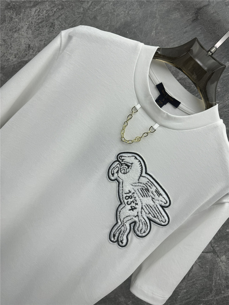l0vis Vvtt0n lv round neck short sleeve t-shirt replicas clothes