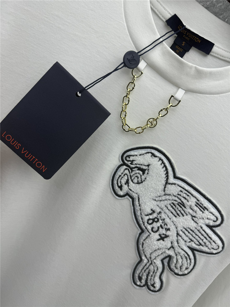 l0vis Vvtt0n lv round neck short sleeve t-shirt replicas clothes