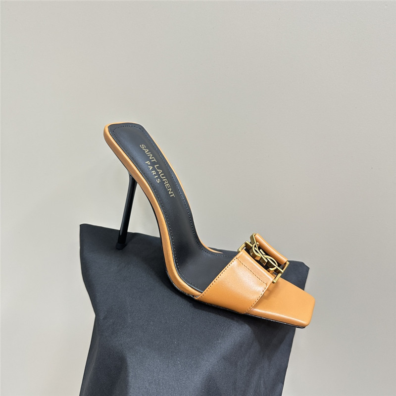 Sa1nt Lau*nt beige calfskin square toe babylon mules