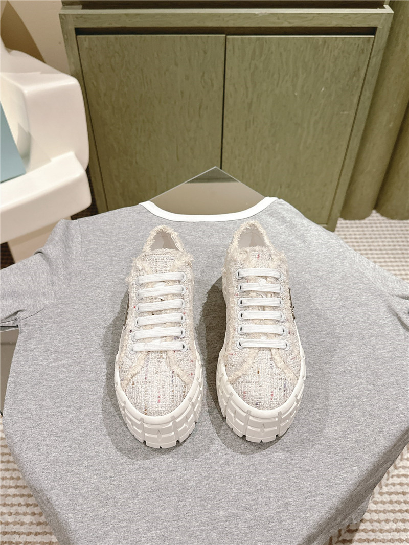 Pra*a double wheel tweed trainers in white