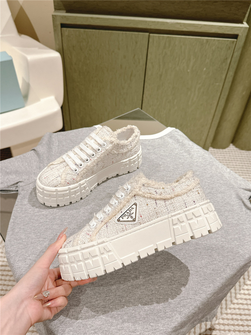Pra*a double wheel tweed trainers in white