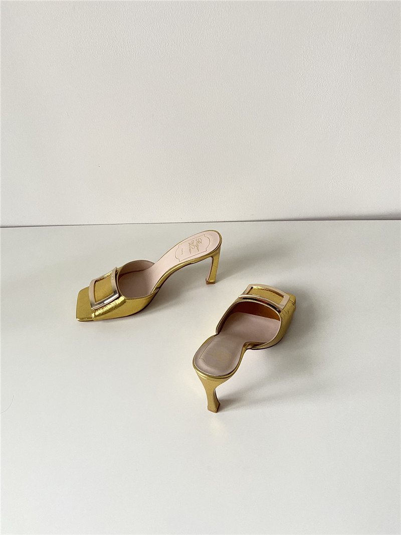 roger u1u1er trumpet gold metallic leather mules