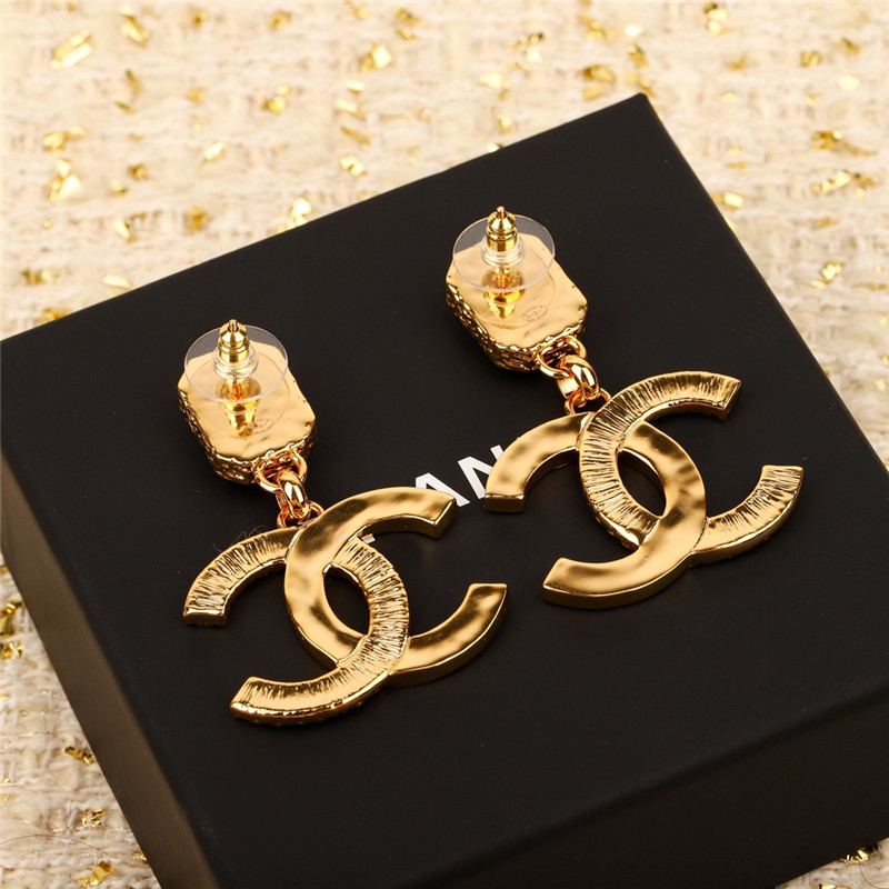 Ch**el enamel and gold relief earrings