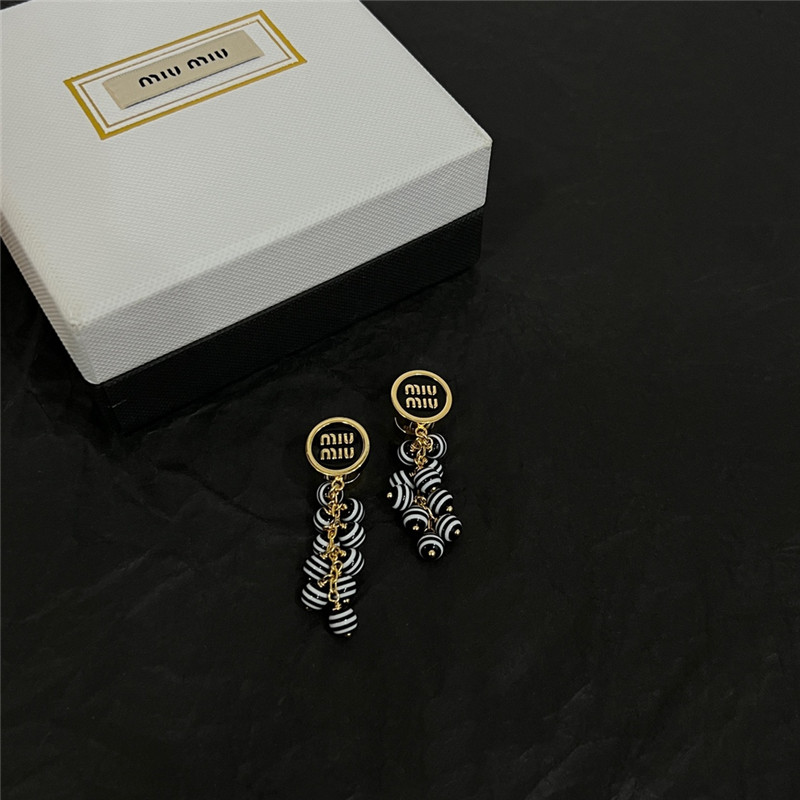 M1um1u new earrings