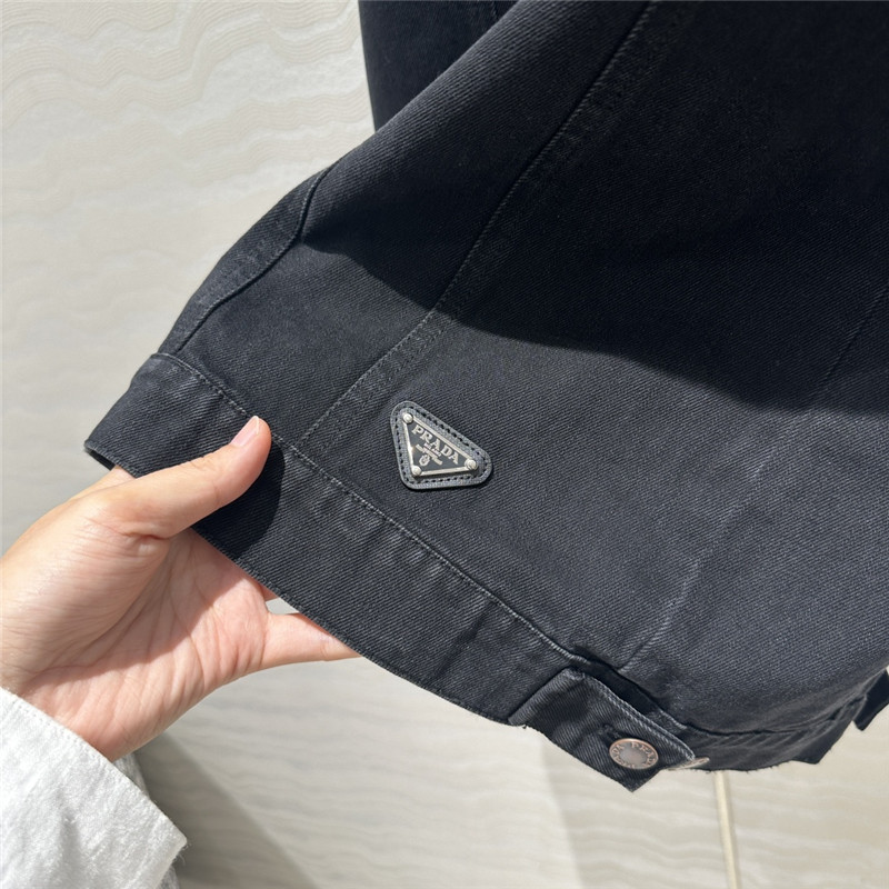 Pra*a functional long vest replica designer clothing websites